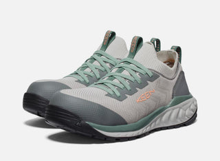 KEEN 1029123 Women's Arvada Shift Work Sneaker (Carbon-Fiber Toe)