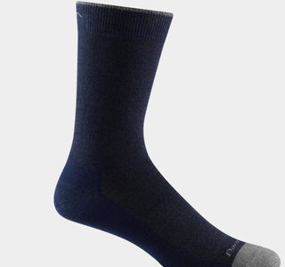 Darn Tough 6032 Men's Navy Solid Crew Lightweight Lifestyle Sock