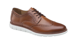 JM STYLE 20-8370 HOLDEN WINGTIP (TAN)